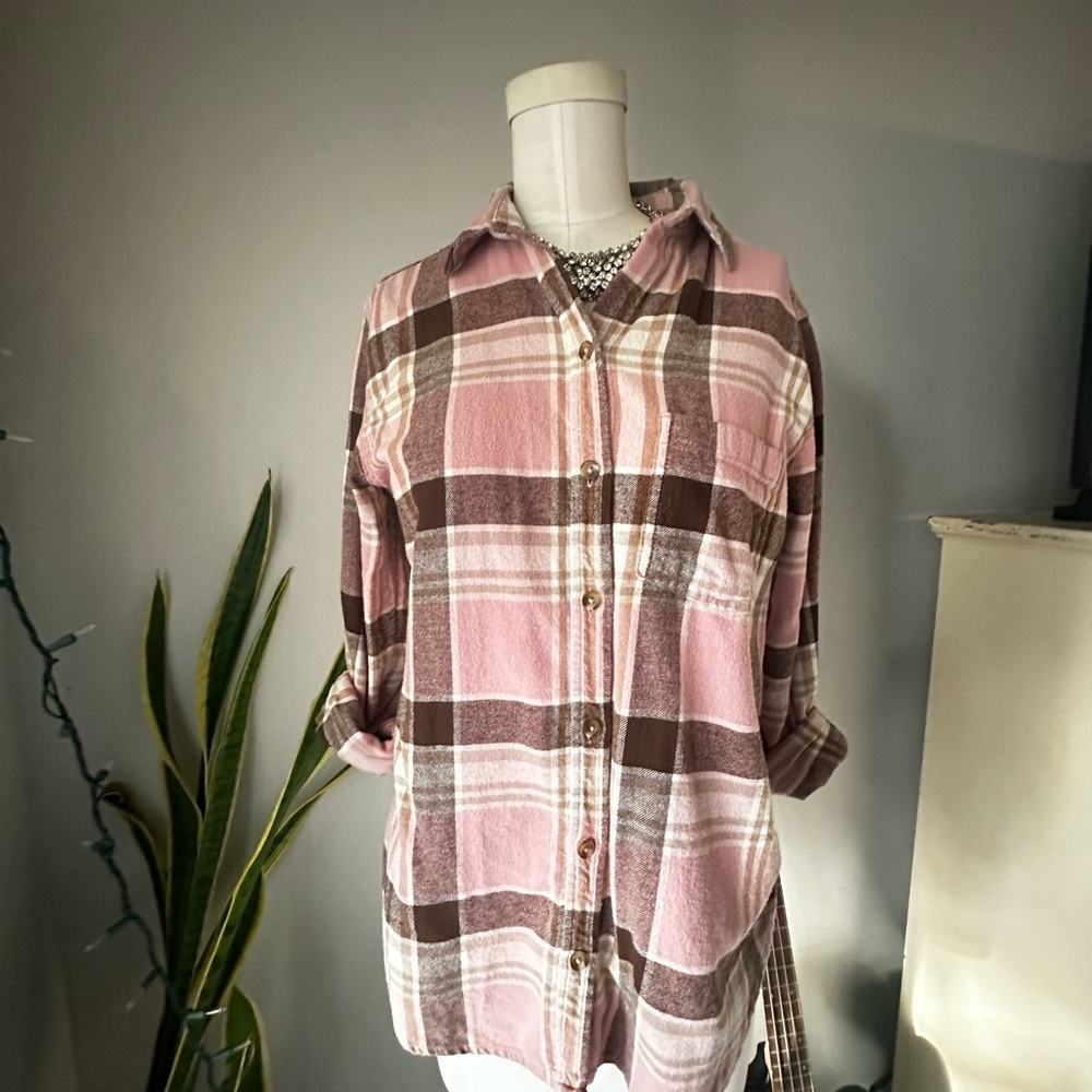 Sonoma Women’s Pink and Brown Plaid Shirt Flannel Size XS
